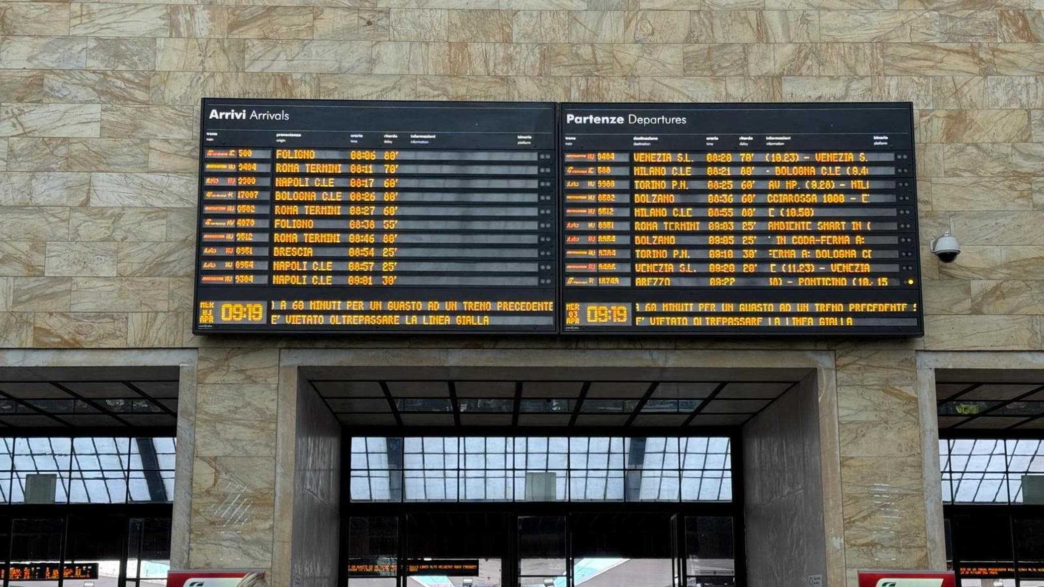 Ferrovie Guasto Tra Roma E Firenze Treni In Tilt