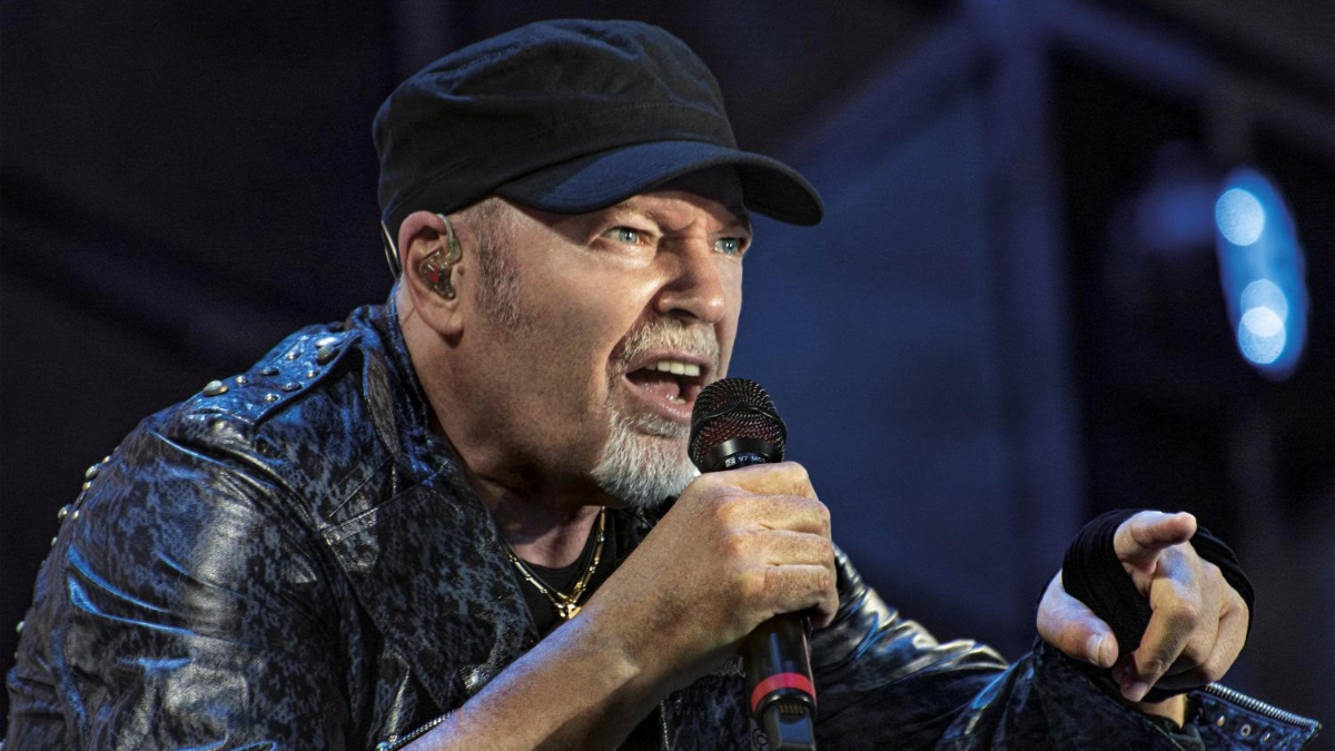 Vasco Rossi Dopo Le Polemiche Sul Codice Della Strada Io Non Ci Sto