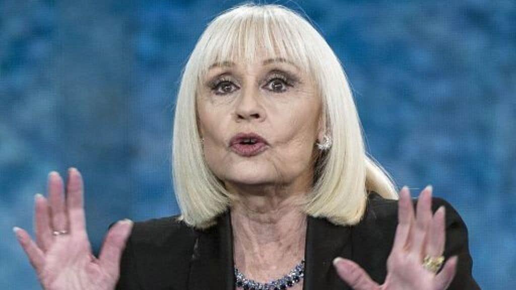 Raffaella Carrà racconta la sua grande gioia: "Vederli ...