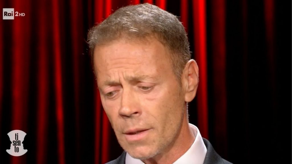 Rocco Siffredi Ammaliato Da Arisa Sexy A Livelli Surreali In