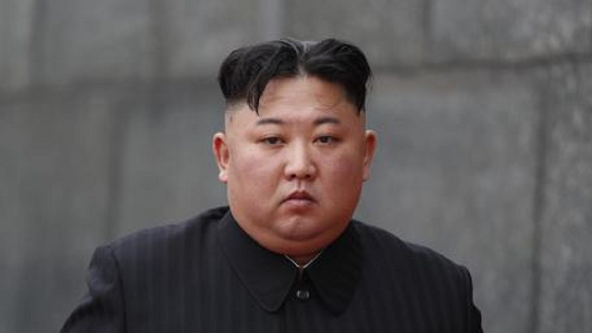 Kim Jong un intensifica le misure per rafforzare la forza nucleare: “Potenziare senza limitazioni”