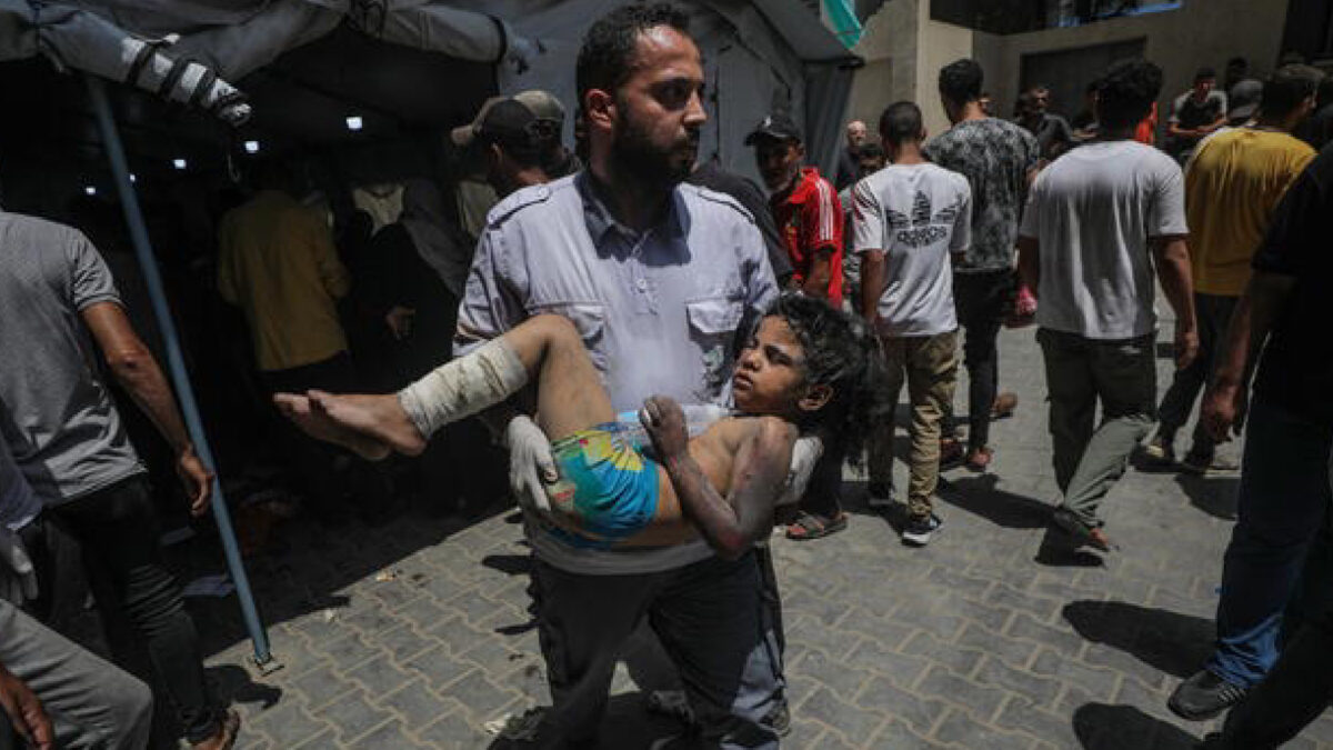 Tragico attacco aereo nel campo profughi, sei palestinesi  uccisi