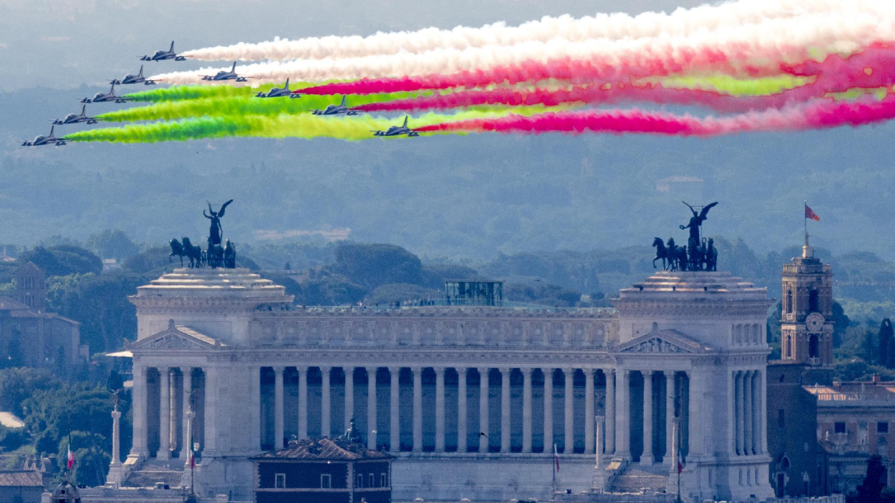 Festa Della Repubblica Lo Spettacolo Delle Frecce Tricolori Dove Ammirarlo