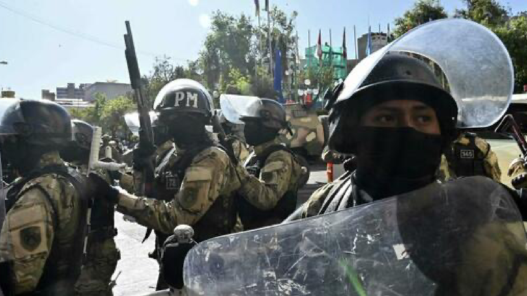 Colpo di Stato in Bolivia: i militari irrompono nel palazzo del governo