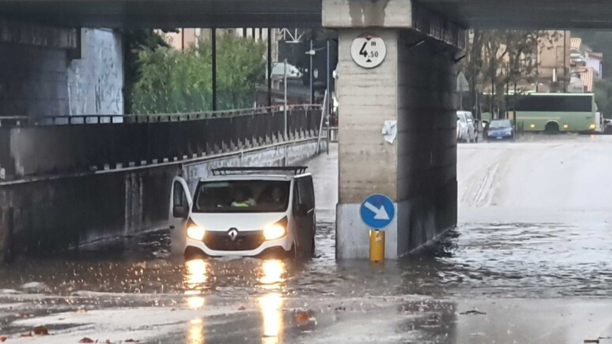 L’Abruzzo in ginocchio per il maltempo: le terribili immagini di Pescara