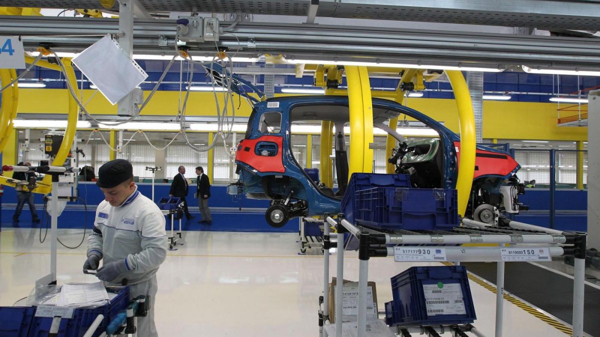 Non solo Volkswagen: auto, è strage anche nell’indotto, Schaeffler licenzia migliaia di dipendenti