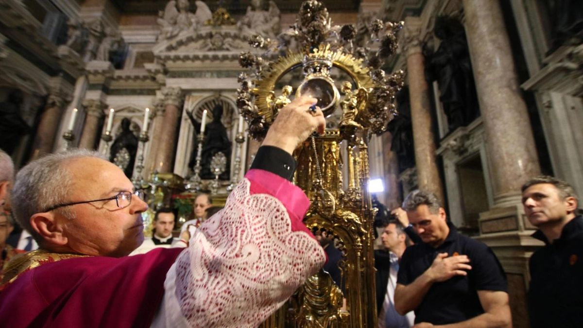 Miracolo San Gennaro: “Il sangue sciolto oggi: cos’è successo”