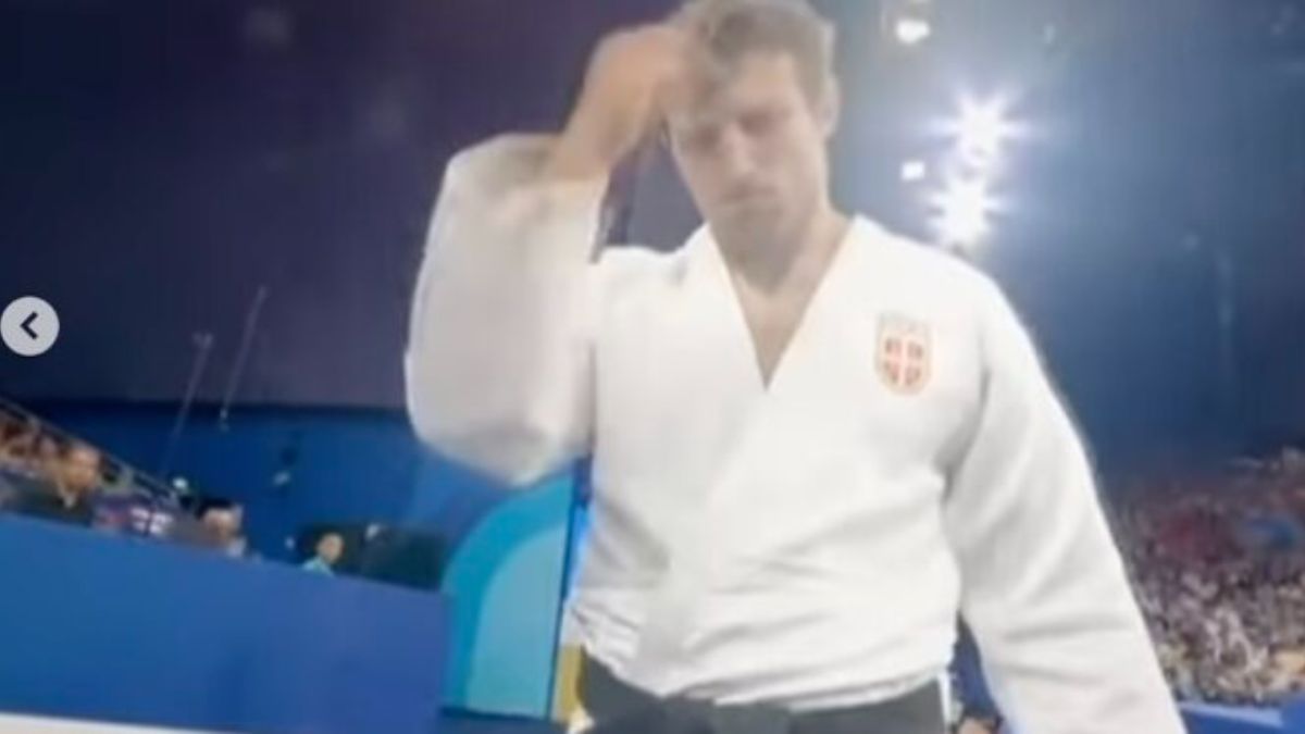 Campione mondiale di judo squalificato per 5 mesi: si è fatto il segno della croce