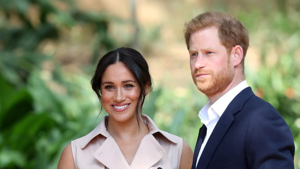 Harry e Meghan, l’ennesimo dispetto alla famiglia reale