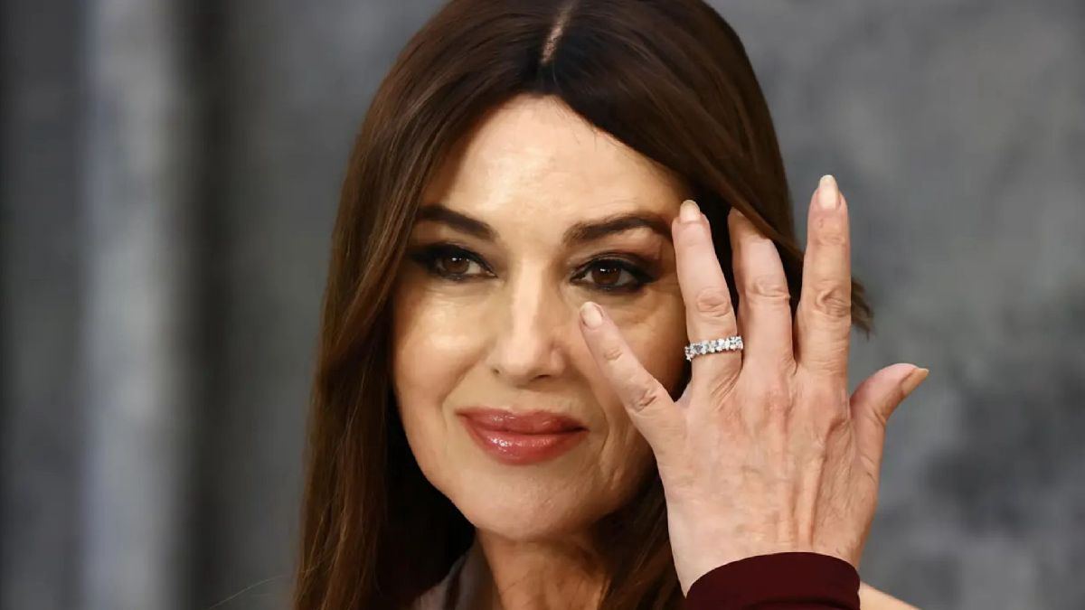 Monica Bellucci compie 60 anni: la bellezza di una diva che non ha paura dell’età