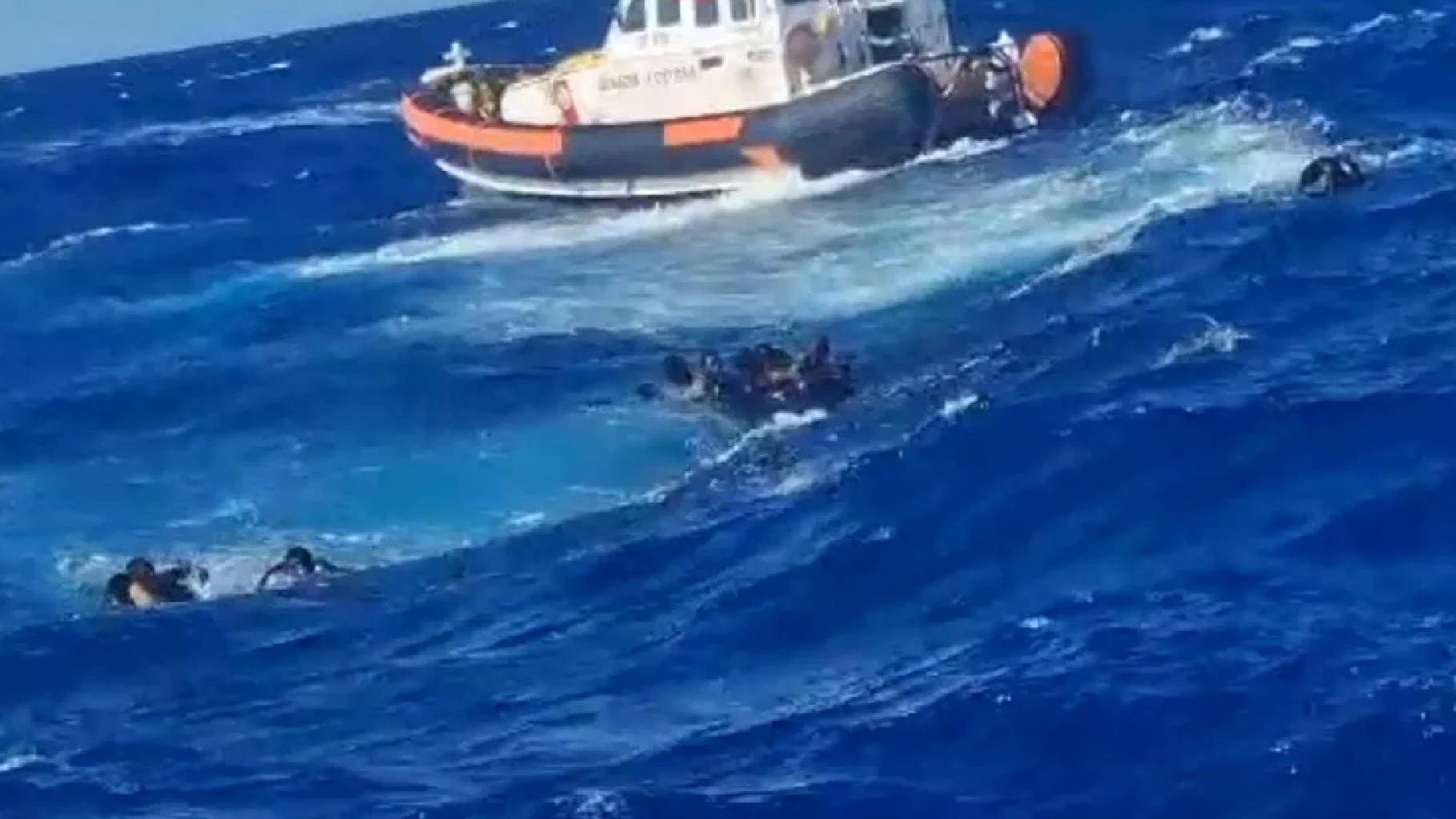 Migranti barca 