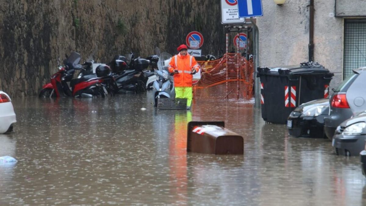 Maltempo, giovedì da incubo per gli italiani: nubifragi e allagamenti, allerta in cinque regioni