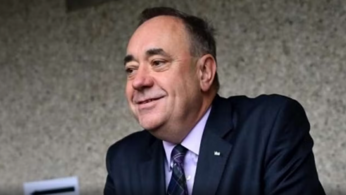 Morto Alex Salmond, ex primo ministro scozzese: ha avuto un malore durante un discorso