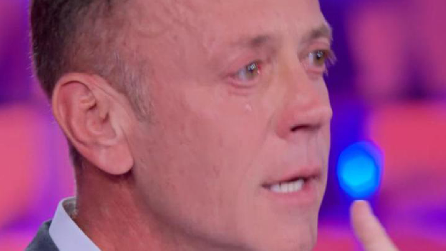 Rocco Siffredi in lacrime a Verissimo: “I figli… era meglio non venire”