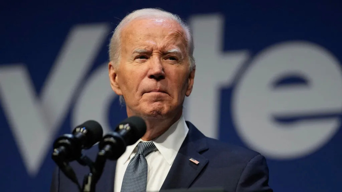 Ucraina, la decisione di Biden cambia tutto: eliminate le restrizioni per le armi a lungo raggio