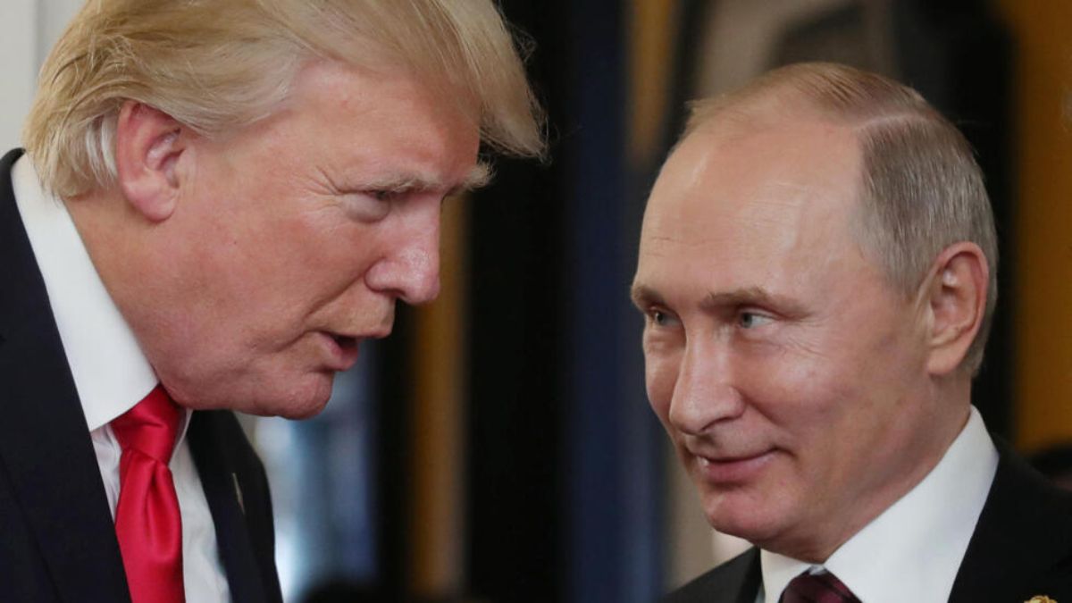 Elezioni Usa, Putin tende la mano a Trump: “Pronto a sentirlo”. Al via il “corteggiamento diplomatico”