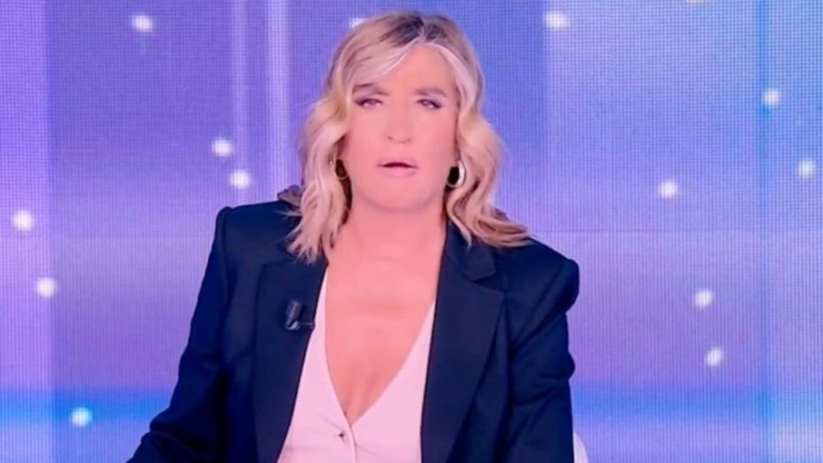 “Purtroppo ci ha lasciati”. Myrta Merlino si commuove in diretta: il drammatico annuncio (VIDEO)