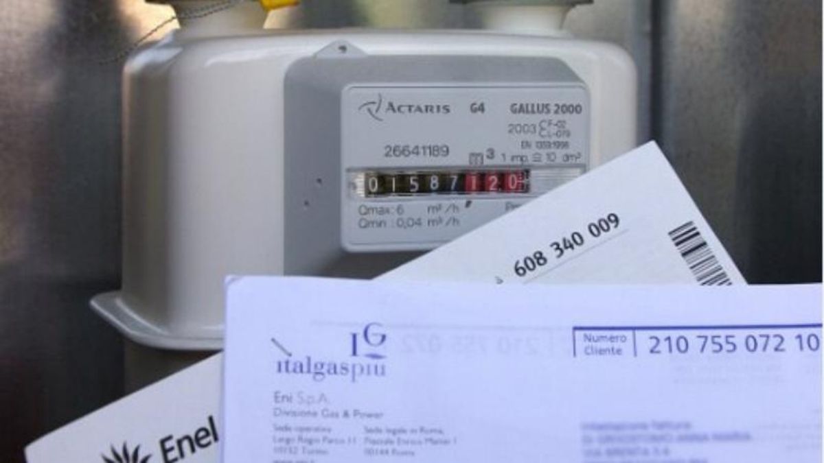 Gas, arriva la stangata sulle bollette in autunno: 64 euro in più all’anno a famiglia