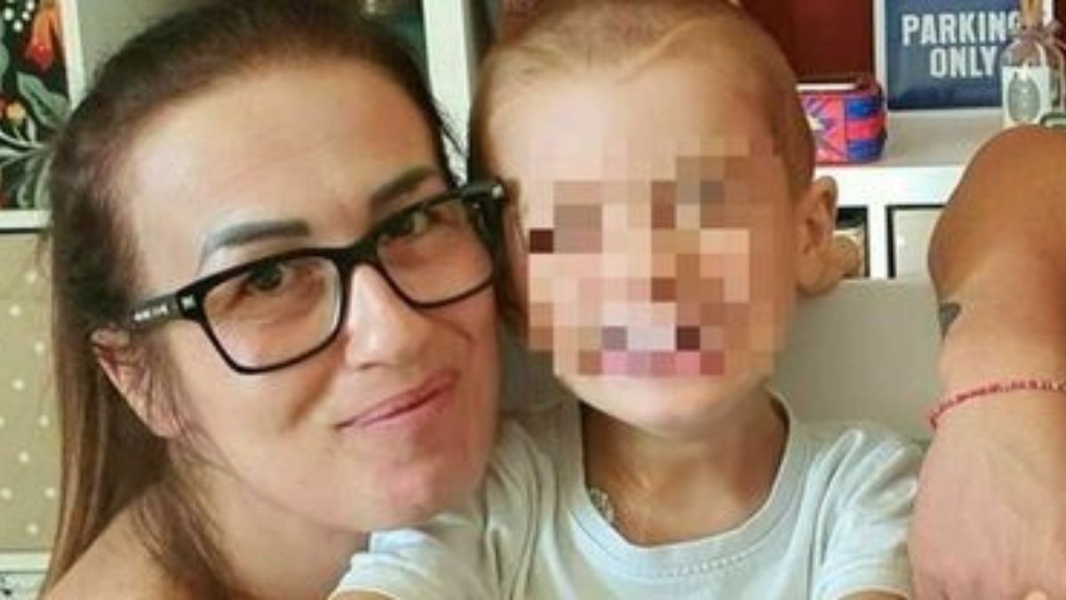 La denuncia di una mamma: “Mio figlio di 6 anni ha un tumore e metastasi ovunque, devo stare con lui ma l’Inps non mi dà il congedo dal lavoro”