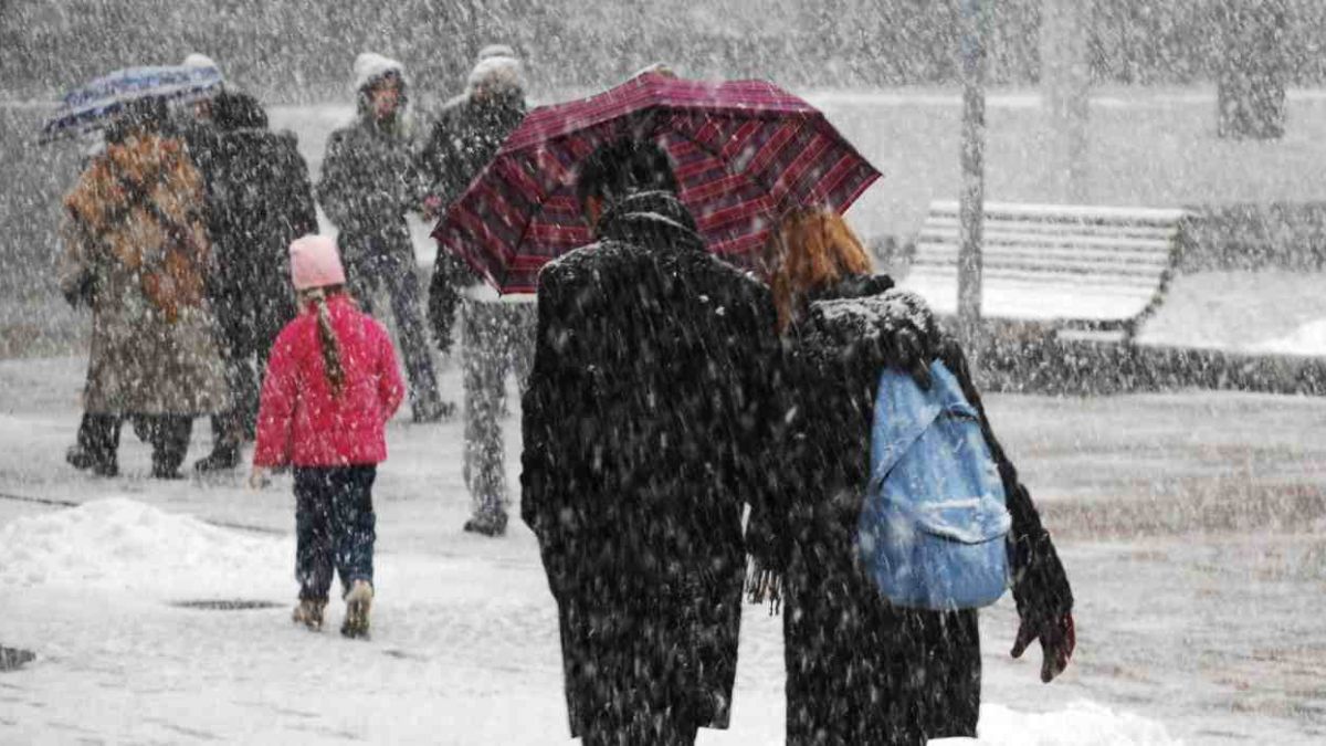 Meteo, in arrivo freddo e neve sull’Italia dopo il caldo: dove e quando