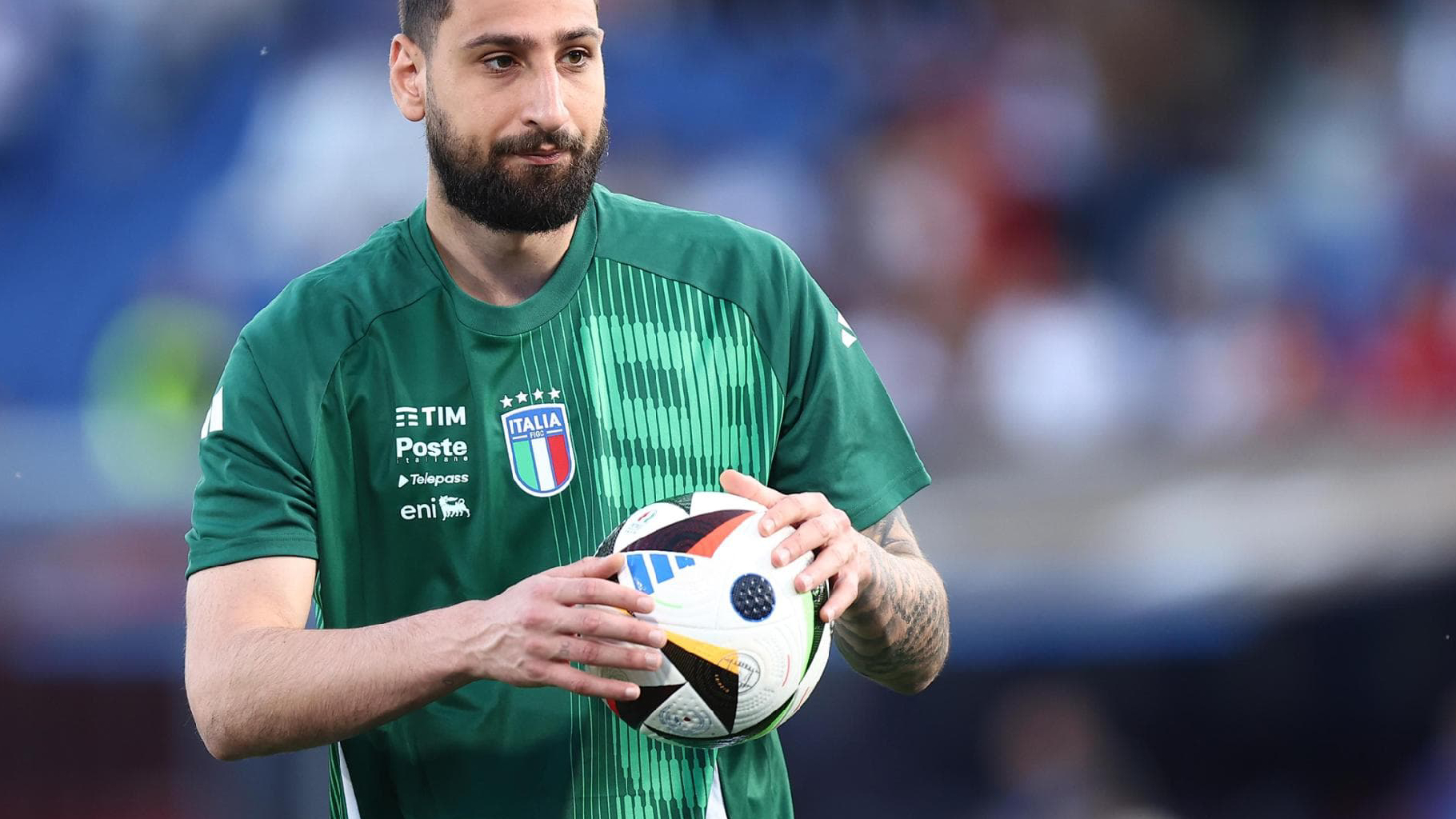 Italia Francia: Donnarumma assente, spazio a Vicario