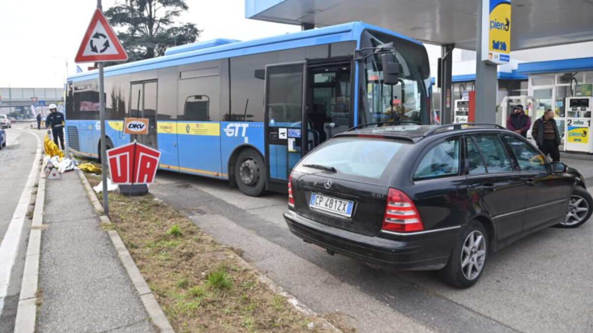 Grave Incidente Stradale Ad Asti Uomo Di Anni Investito E Ucciso Da