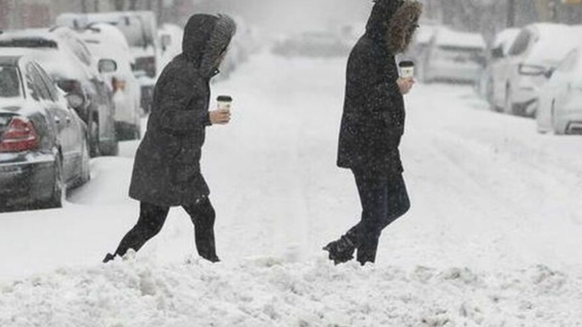 Meteo, Natale al freddo e al gelo: neve e vento, ecco dove colpirà il maltempo nelle feste