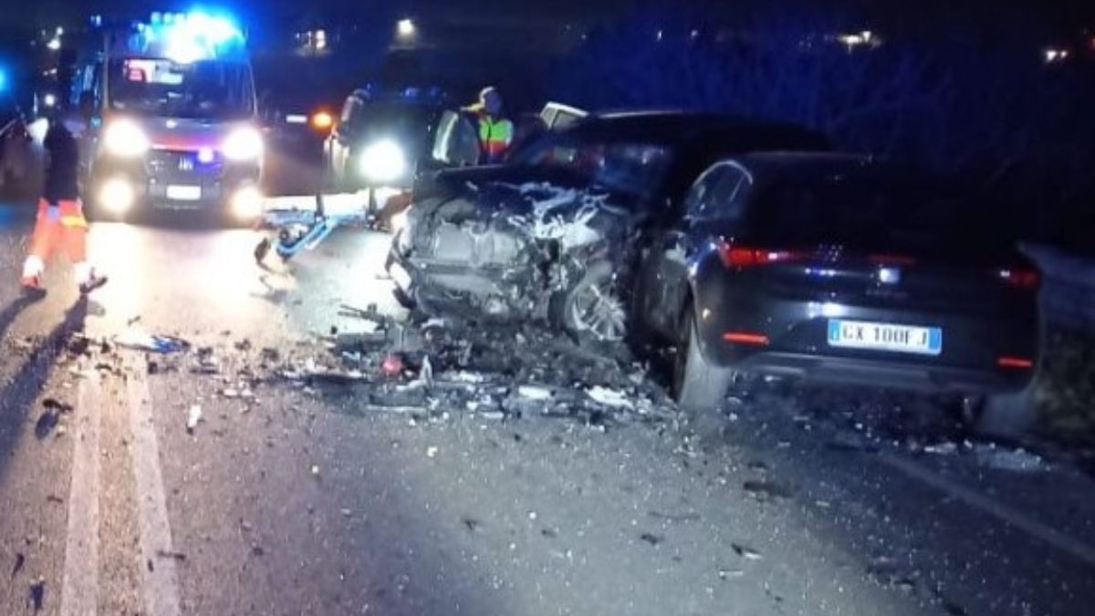 Incidente mortale sulla 231, tra Modugno e Bitonto: un morto e quattro feriti