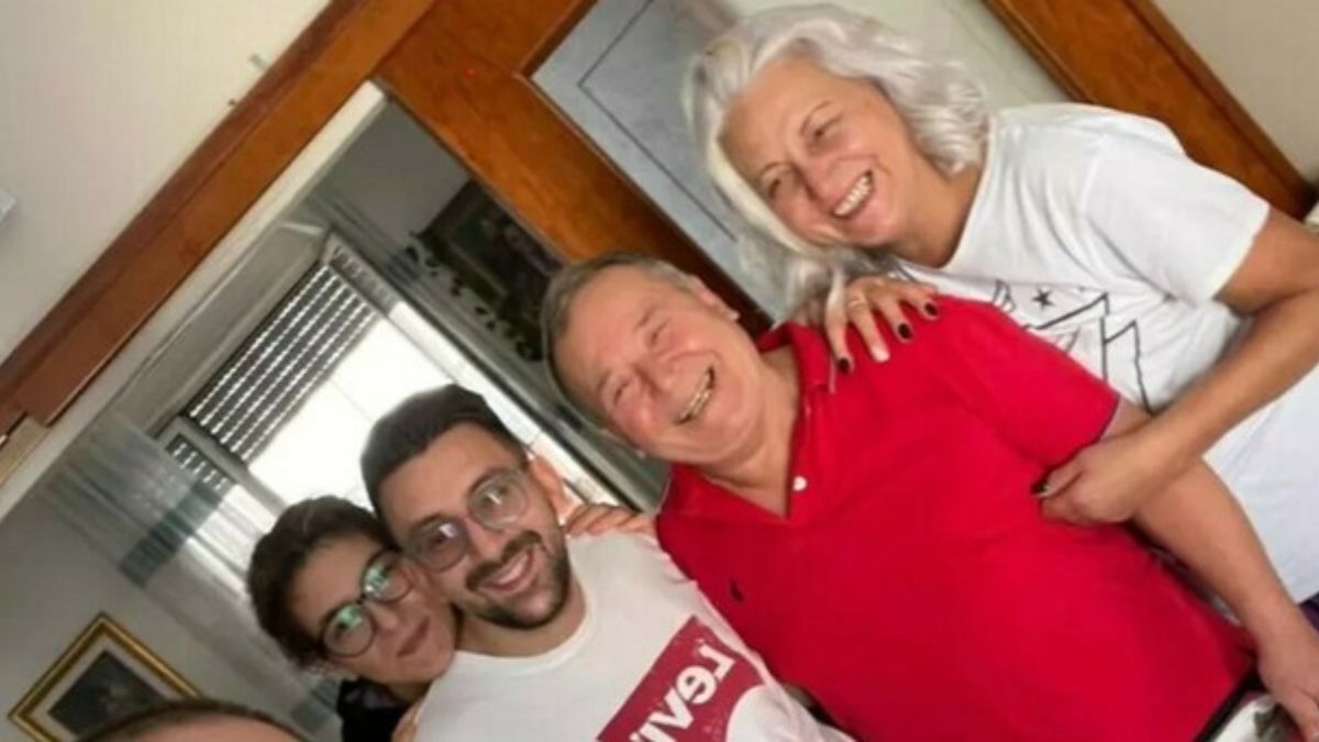 Gennaro Giordano si è suicidato un anno fa, l’appello del padre: “Mobbizzato perché era gay, individuate i responsabili”