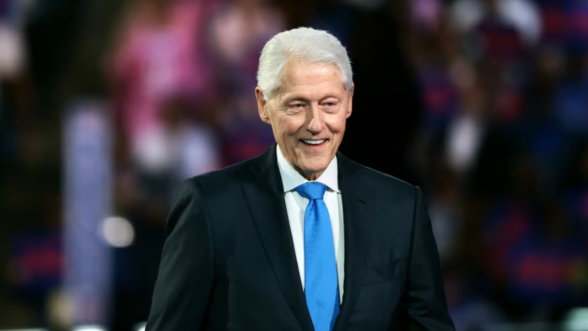 Bill Clinton ricoverato in ospedale: febbre e accertamenti