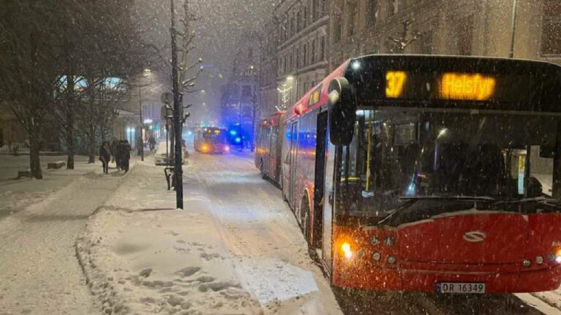 Grave incidente in Norvegia: autobus precipita in mare, diversi morti segnalati