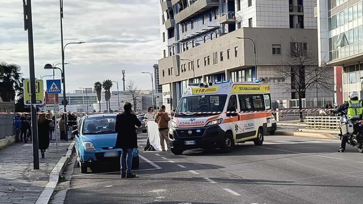 Sofia investita dopo scuola, muore a 15 anni dopo una settimana di agonia: il dolore dei genitori