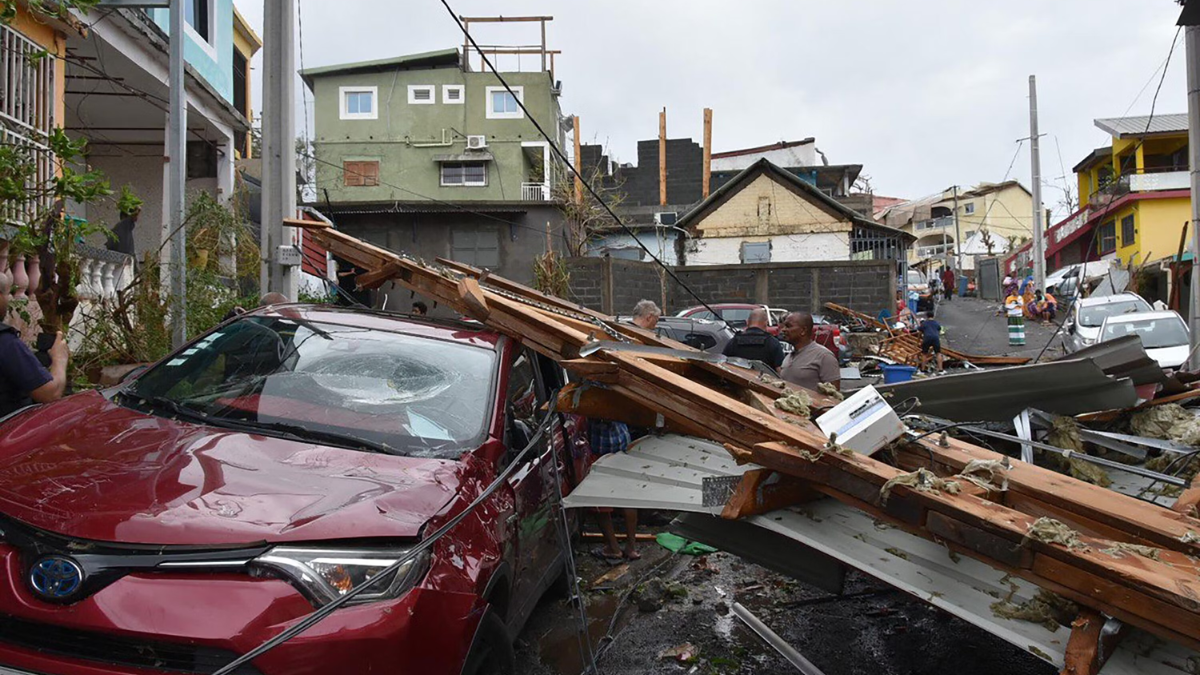 Mayotte in ginocchio: uragano Chido devasta l’arcipelago, Macron annuncia lutto Nazionale