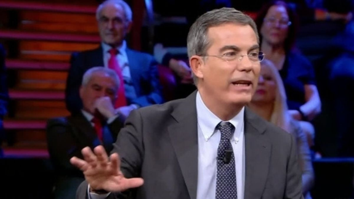 Tensione nello studio di Dimartedì, Floris: “State litigando tra di voi, ma nessuno lo sa”