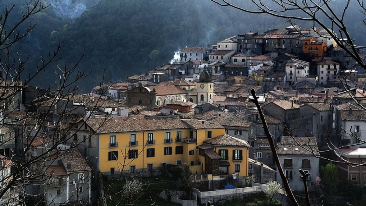 Scossa di terremoto in Italia. Tanta paura, “scuole a rischio”