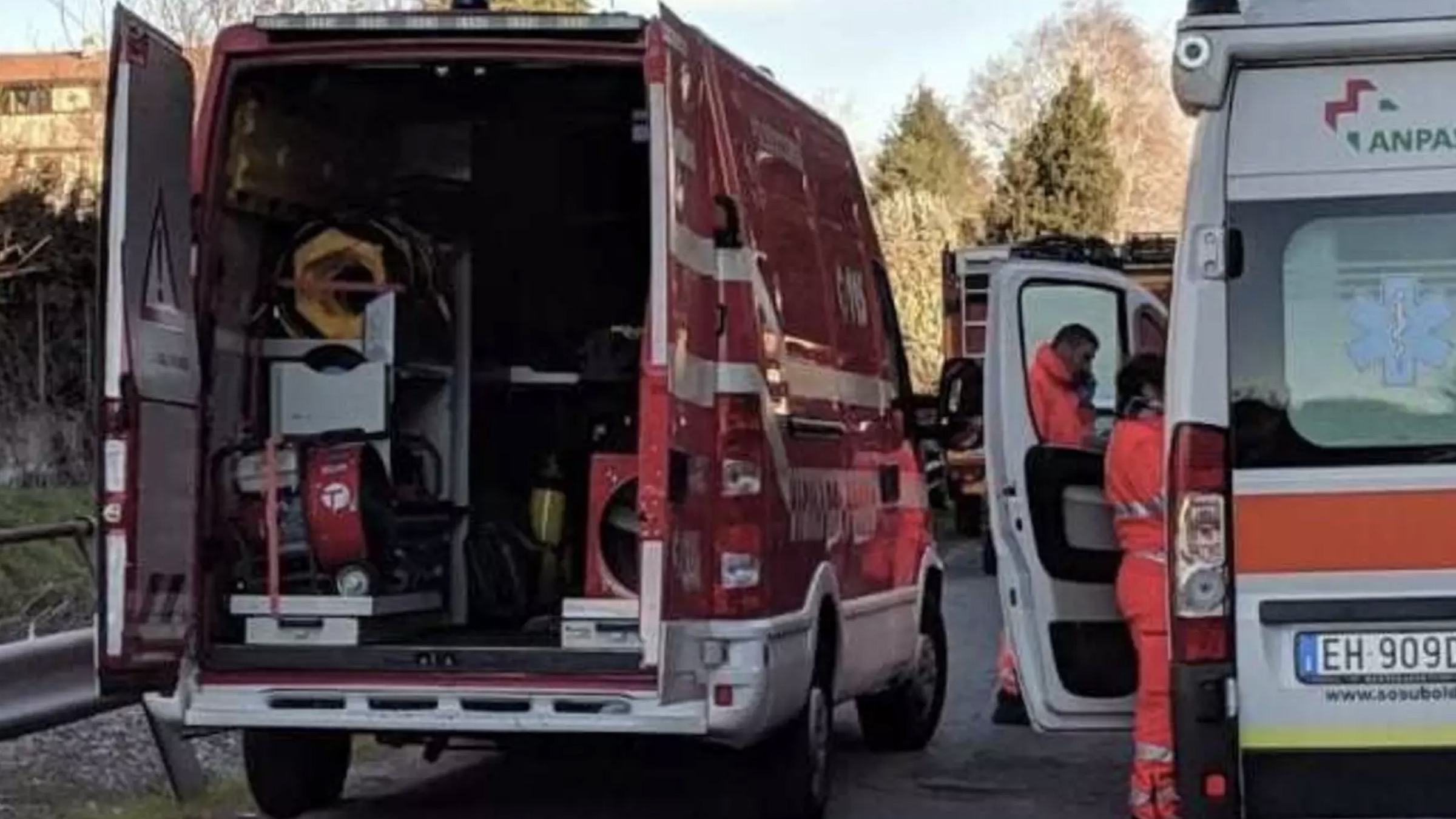 Tortona, si ribalta un furgoncino: morta una donna, ferito il marito