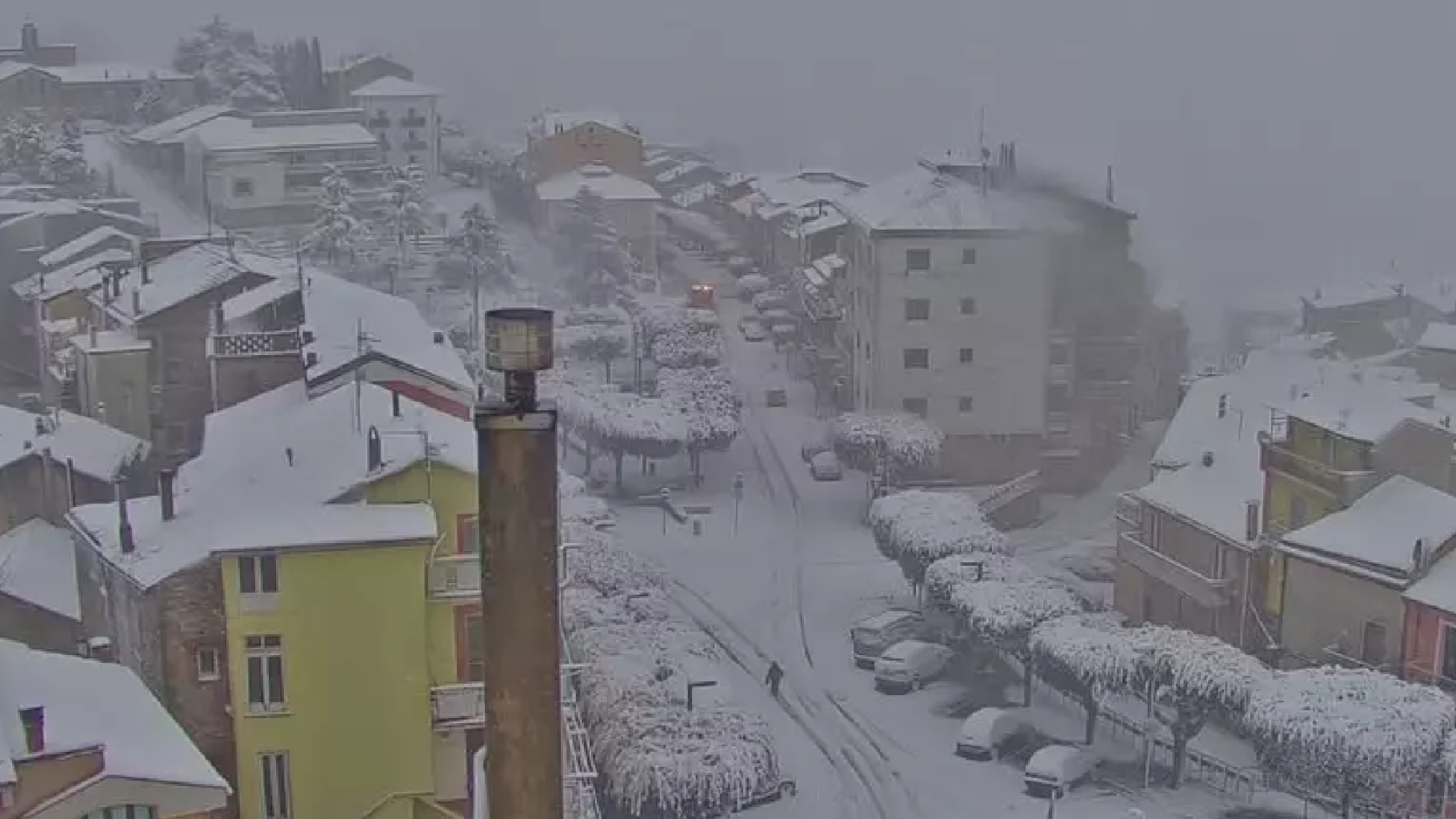 Italia, è bufera di neve: tutto bloccato. Cosa succede