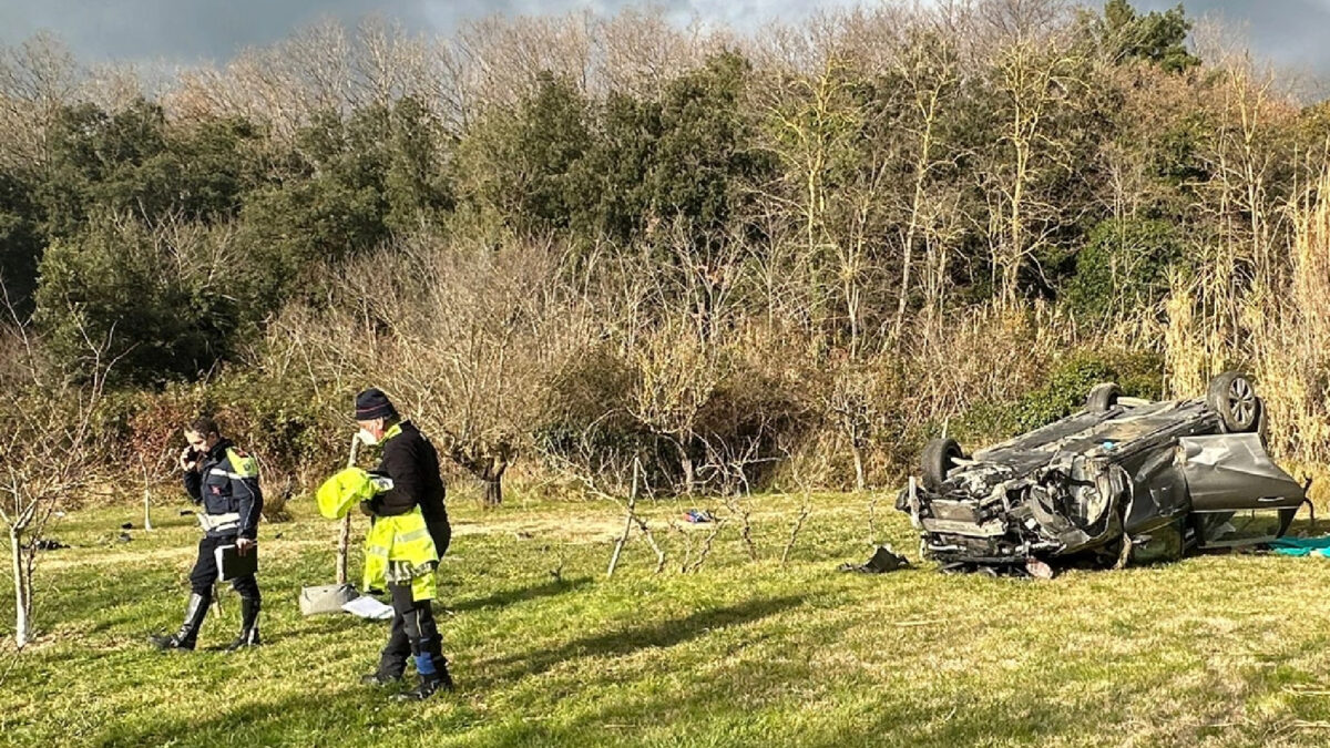 Tragico volo con la Mercedes, 42enne muore così. Trovato dopo ore