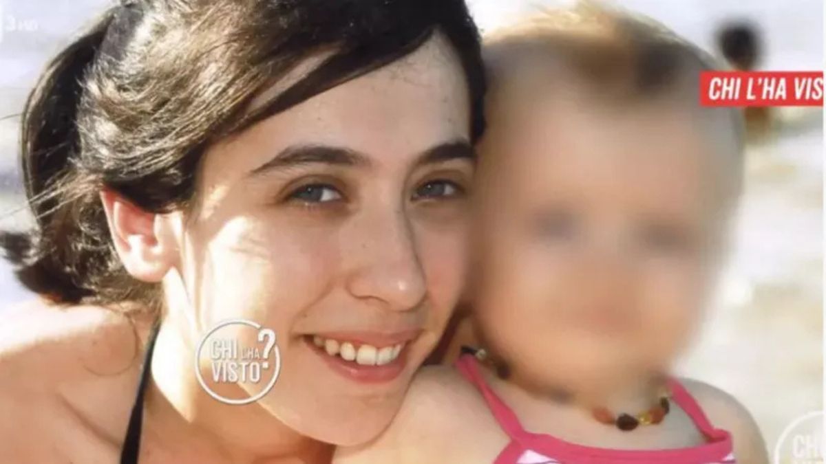 “Mia figlia scomparsa a 3 anni, non l’ho mai più vista”. Il disperato appello a Chi l’ha Visto?