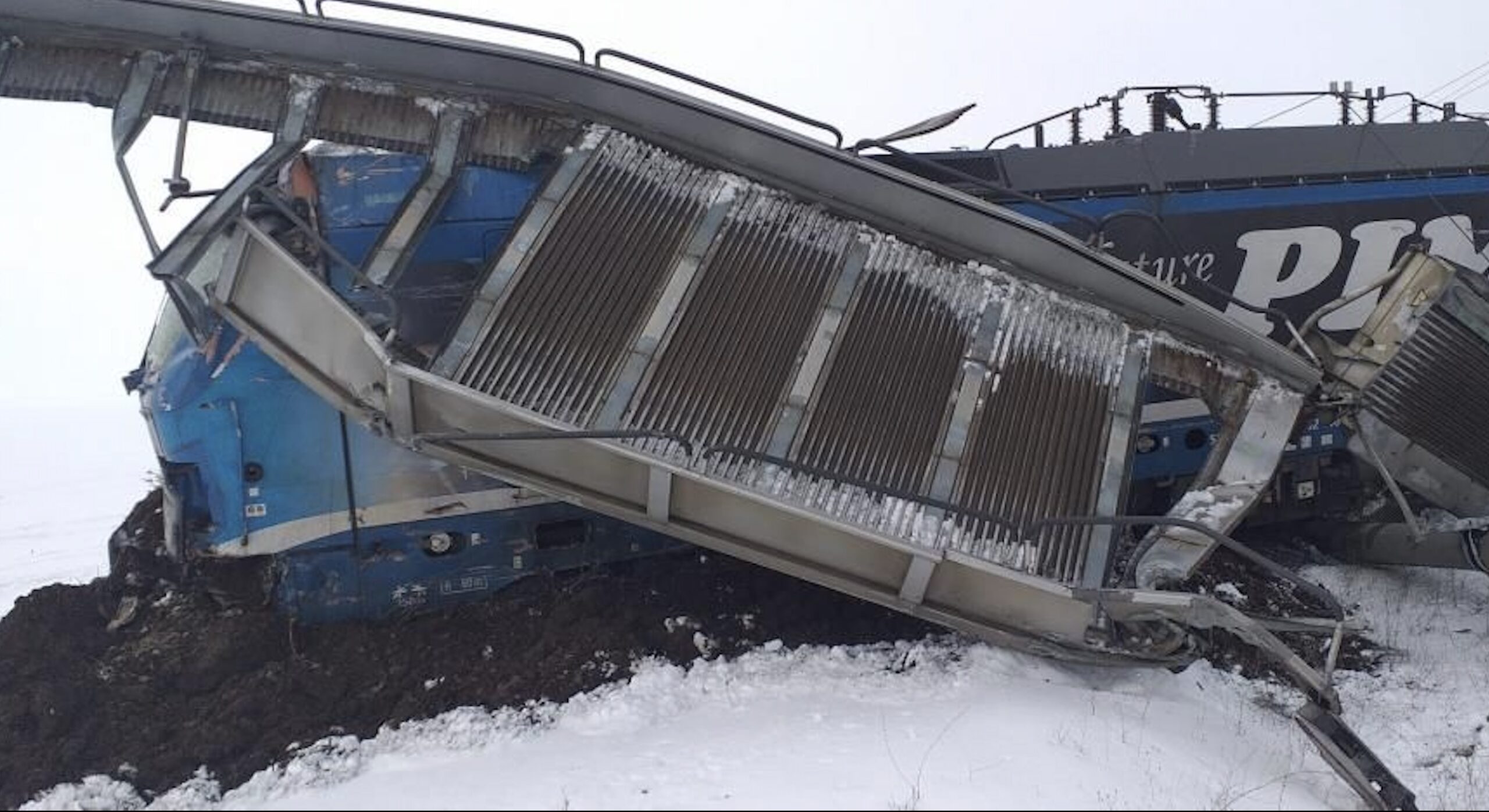 Romania, incidente ferroviario: scontro tra treni merci