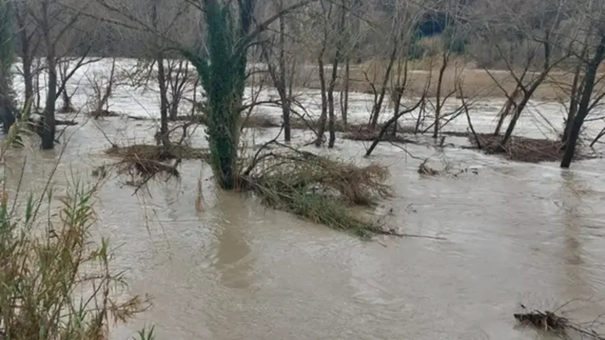 Maltempo Italia, il fiume esonda: frane in diverse zone. La situazione