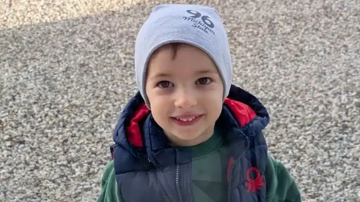 La febbre, poi la tragedia: Leonardo muore così a soli 2 anni, il dolore senza fine dei genitori