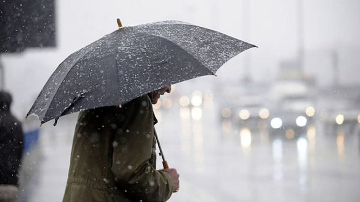 Meteo, ondata di freddo e maltempo sull’Italia: le previsioni per le prossime ore, è allarme