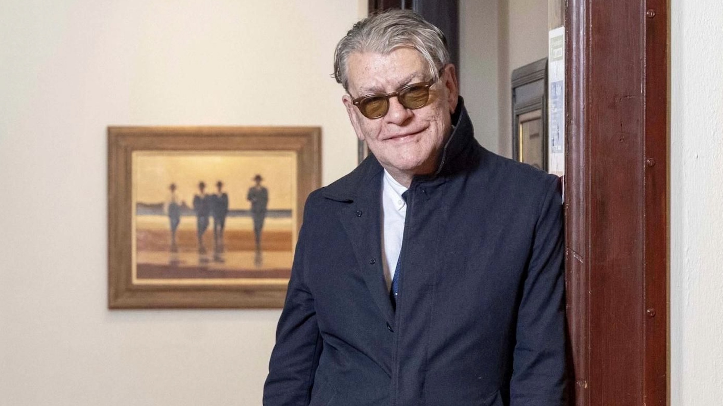 Addio al pittore scozzese Jack Vettriano: è stato trovato morto nel suo appartamento a Nizza