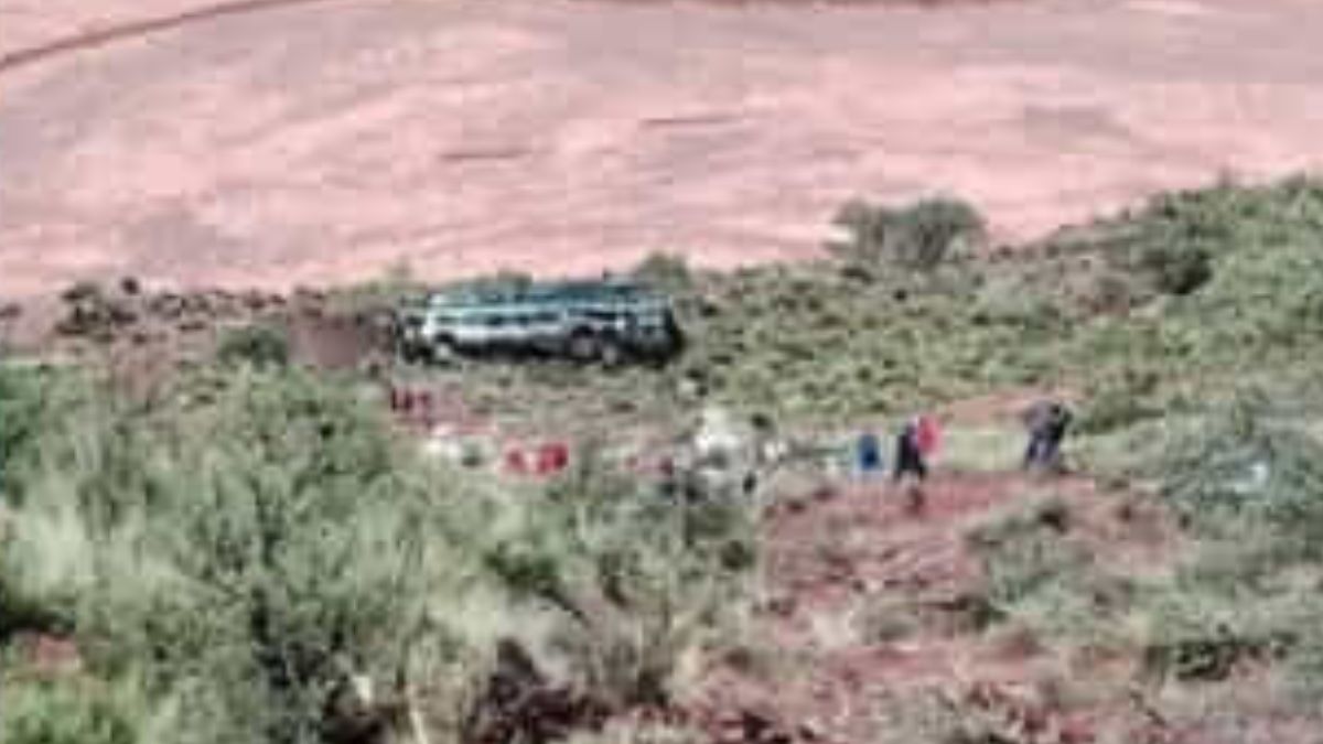 Tragedia in Bolivia: autobus precipita in un dirupo dopo collisione con un camion